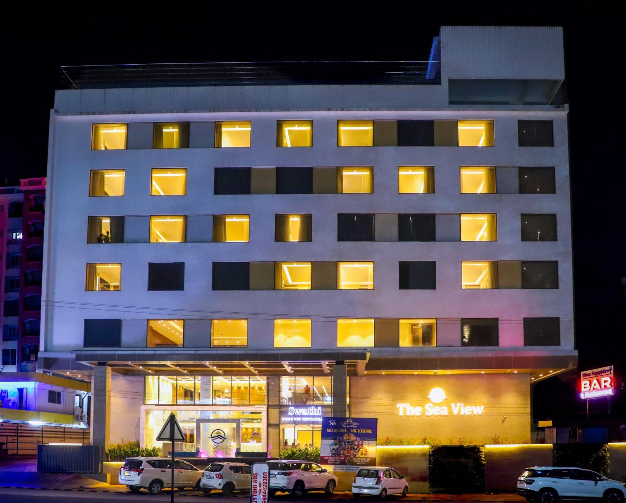Hotel The Sea View, マンガロール エクステリア 写真